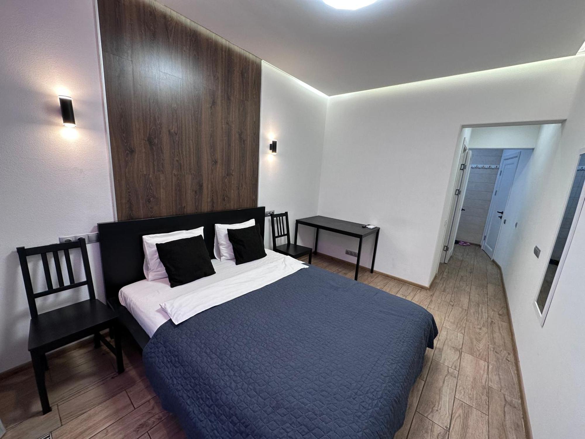 Rybalsky Studio Apartment Dnipro View Kiev Esterno foto