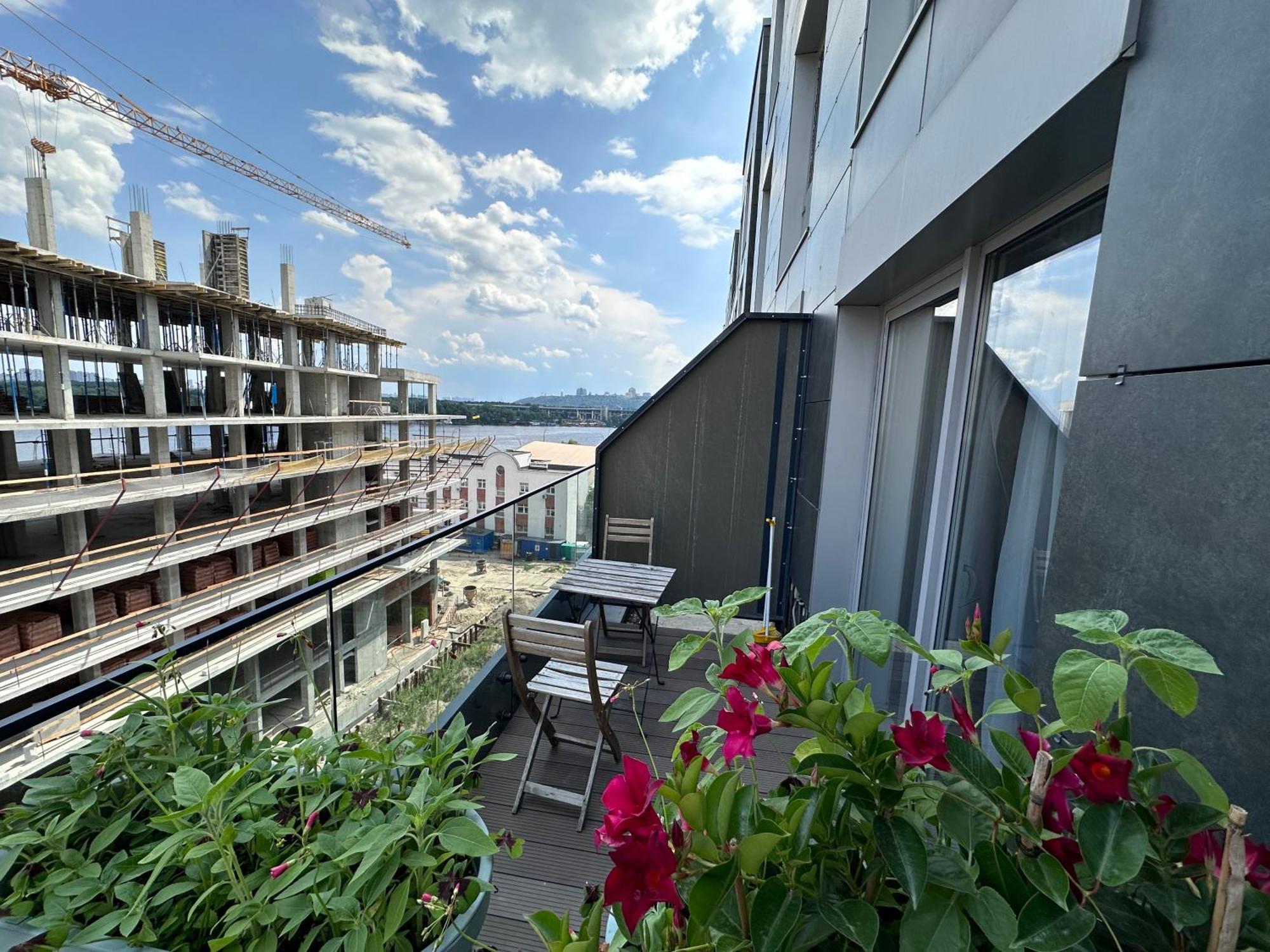 Rybalsky Studio Apartment Dnipro View Kiev Esterno foto